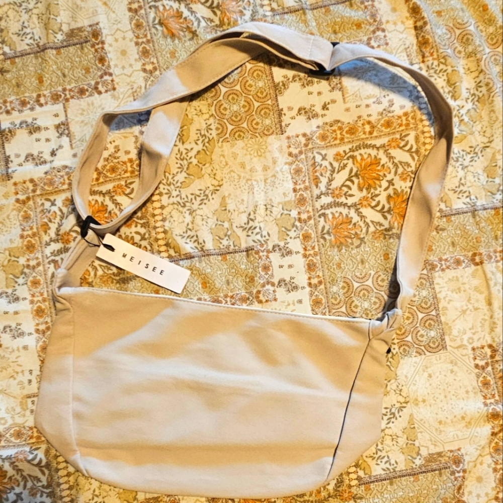 Crossbody bag